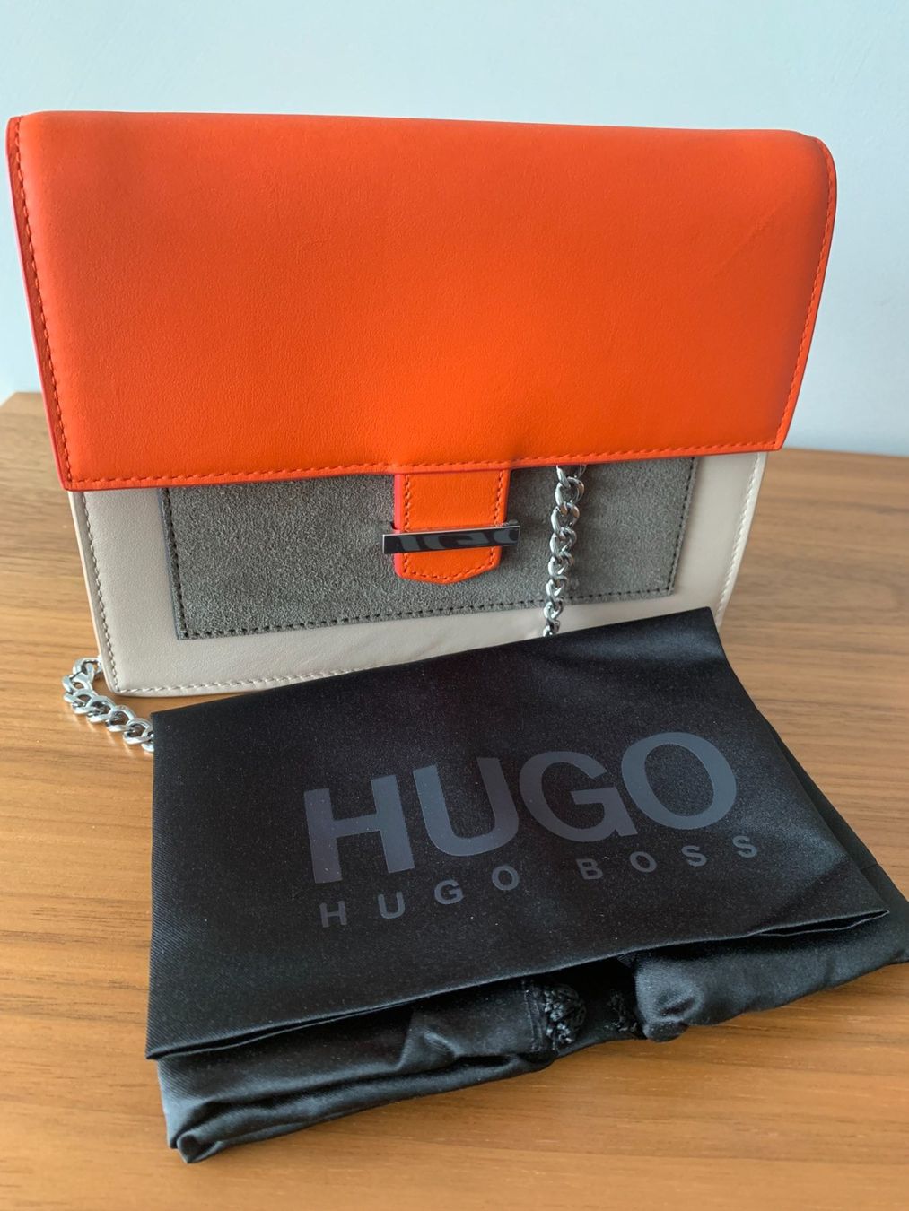 Hugo Boss Taschen für Damen: Handtasche, NEU, Hugo Boss – Neu (gemäss Beschreibung) aus schmerikon von nicole091 3