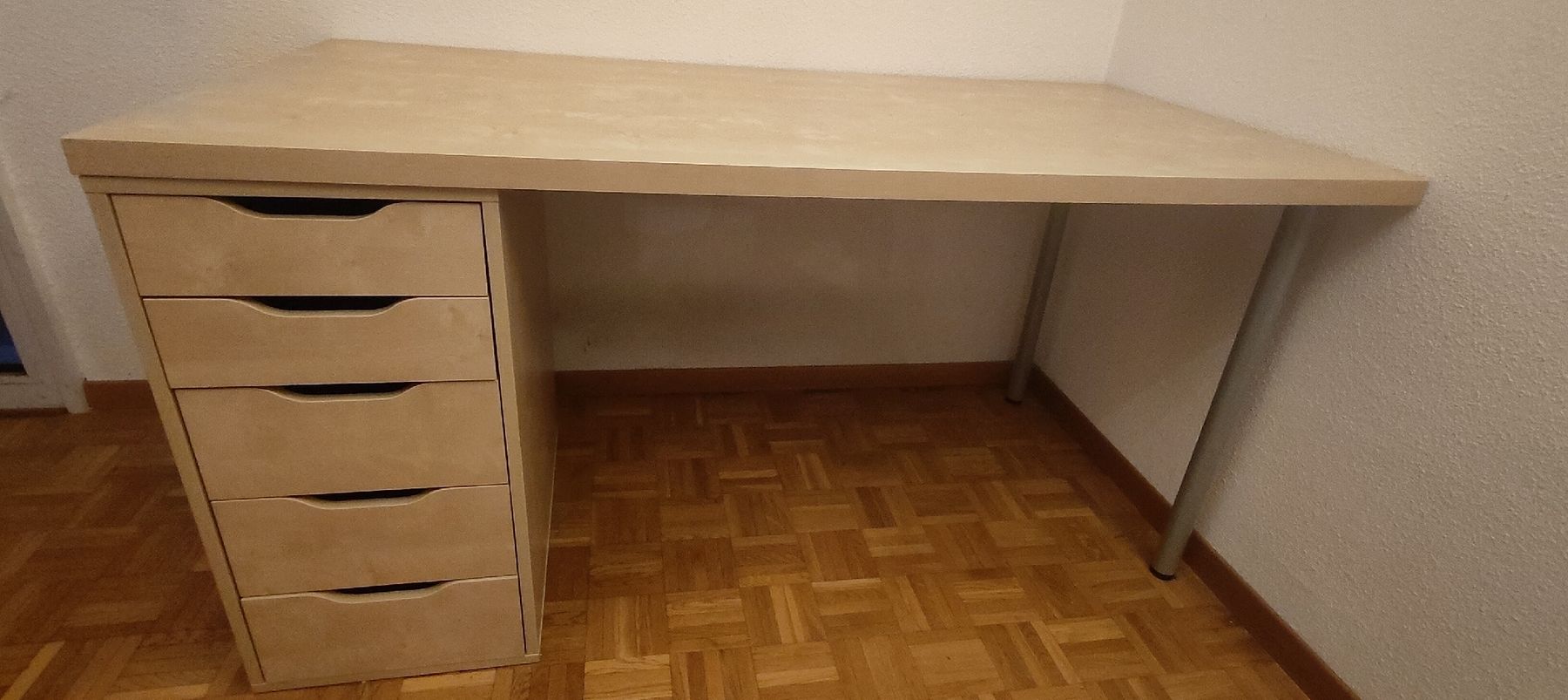 Ikea Schreibtische: Bureau plateau bois tiroirs Ikea – Gebraucht aus Thônex von mos_dk68 2