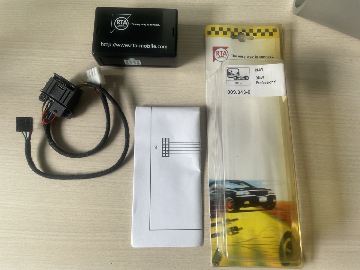 BMW Radios: Interface Module Autoradio TV/DVD Free - BMW PROFESSIONAL – Neu und originalverpackt aus Denges von Ricautomotive