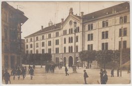 AK Luzern Kaserne LU 1922 Sehr Belebt