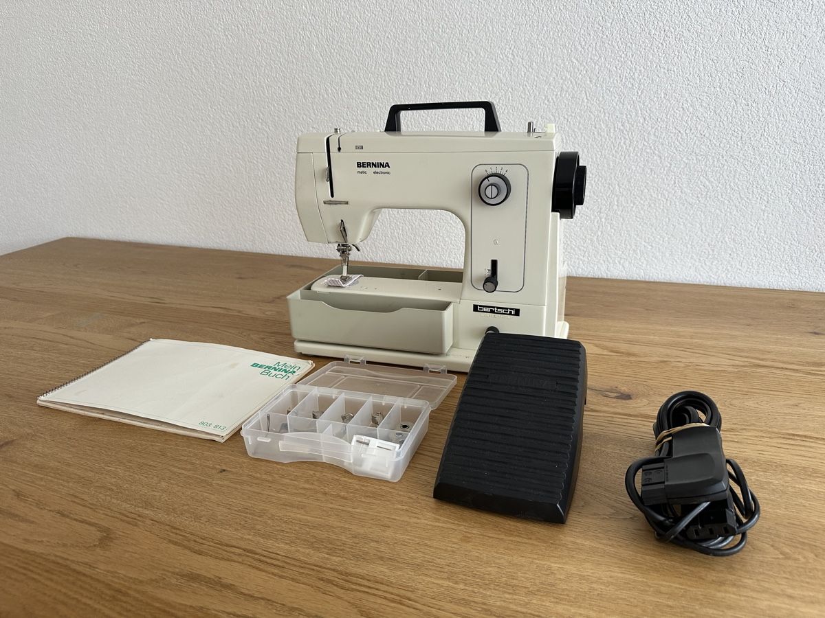 Bernina Macchine da cucire: Nähmaschine Bernina 803 – Usato da Schaffhausen venduto da pinca19 1