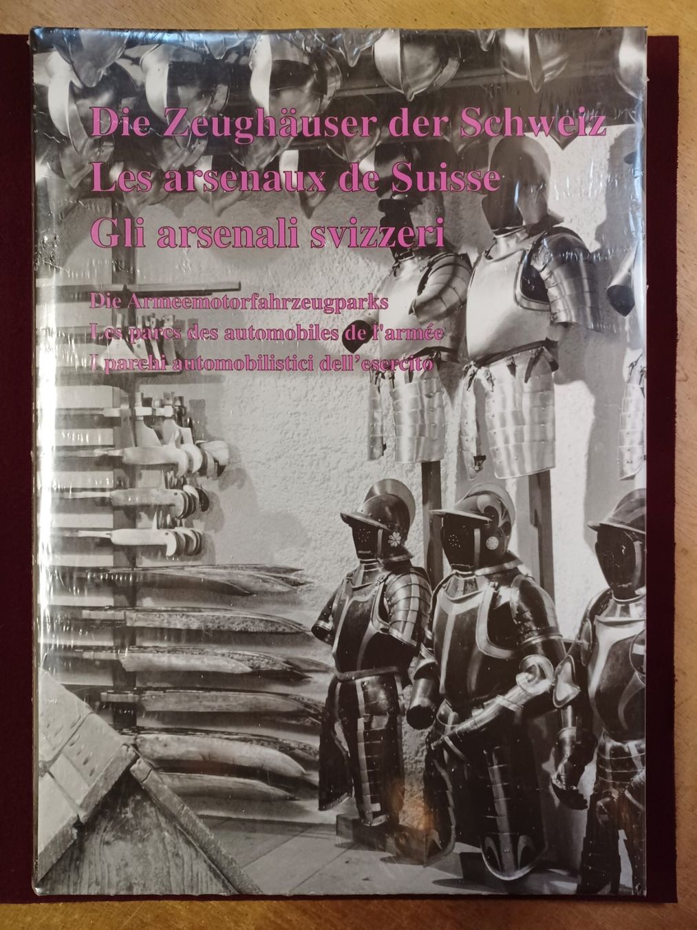 Libri: Die Zeughäuser der Schweiz – Nuovo e nell'imballaggio originale da Horw venduto da Mikesch108