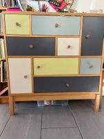 Bunte Kommode