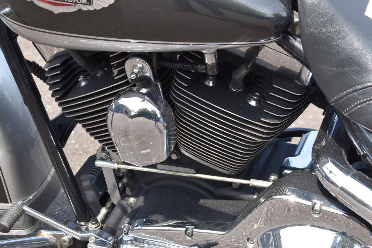 Harley-Davidson Chopper: Harley-Davidson Road King Custom FLHRSI – Usato da Port venduto da Dvajseidve 8