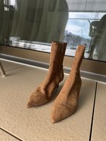 Samtstiefeletten von Bershka