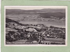Fliegeraufnahme von Erlach mit Bielersee 1944