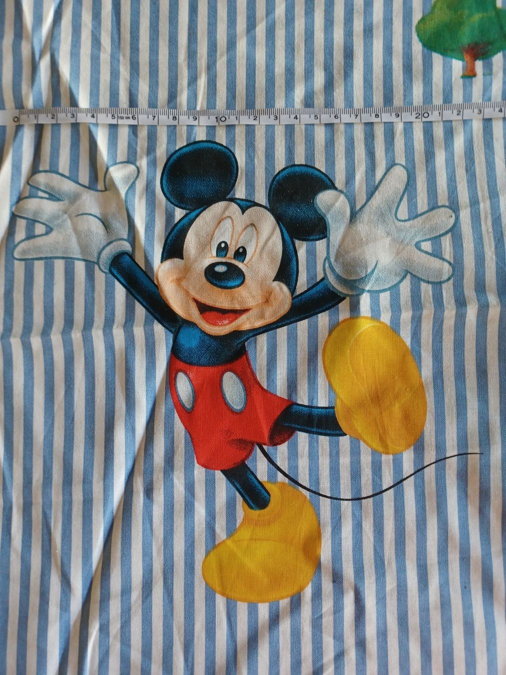 Tessuti: Stoffrest Micky – Usato da Wangen SZ venduto da Koenigskind83 2