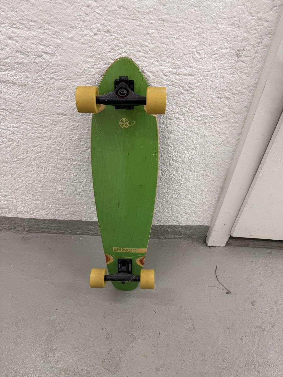 Skateboards: Brunotti loangboard – D'occasion à Zürich par Barbarazermatt 1