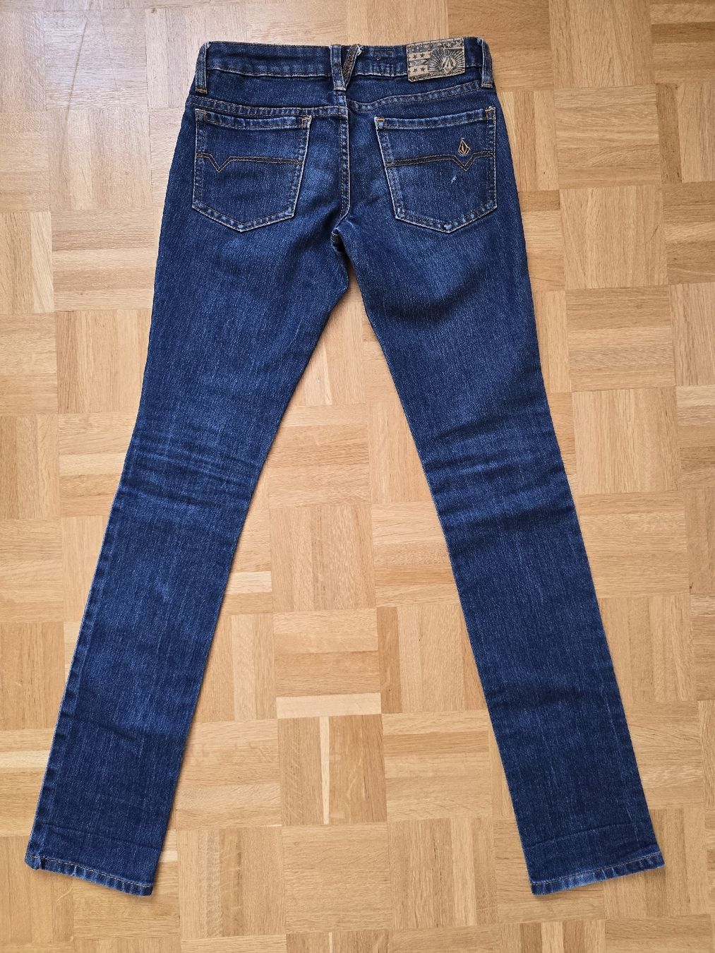Volcom Jeans: Volcom Skinny Fit Jeans – Usato da Belp venduto da sar_r7ls 1