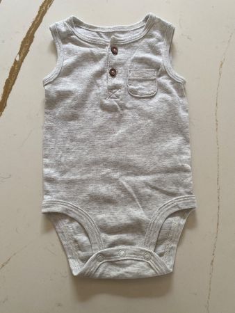 Baby Body neu Grösse 68
