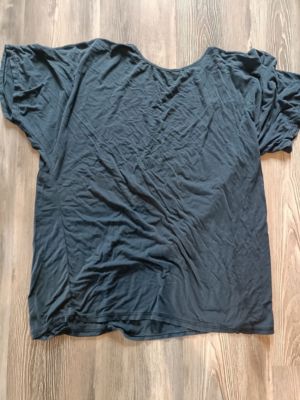 T-Shirts: Longshirt Gr. XL – Gebraucht aus Tenniken von Pasci1990