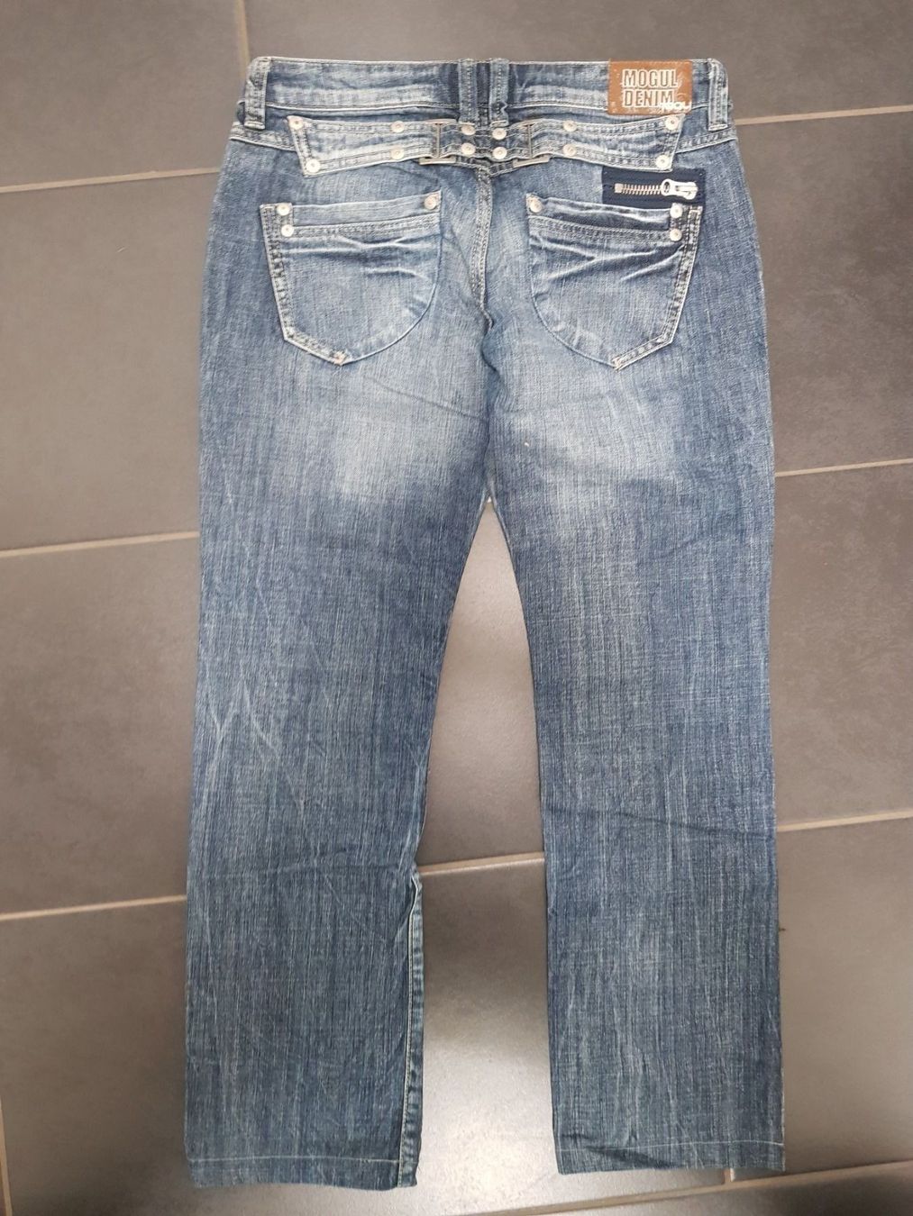 Jeans: Jeans – Usato da Oftringen venduto da bin_2wk8 1