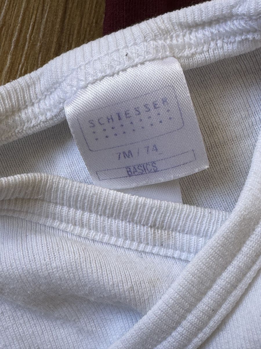 Lotti & Set di vestiti: Babykleider Grösse 74 – Usato da Basel venduto da spassbremse 1