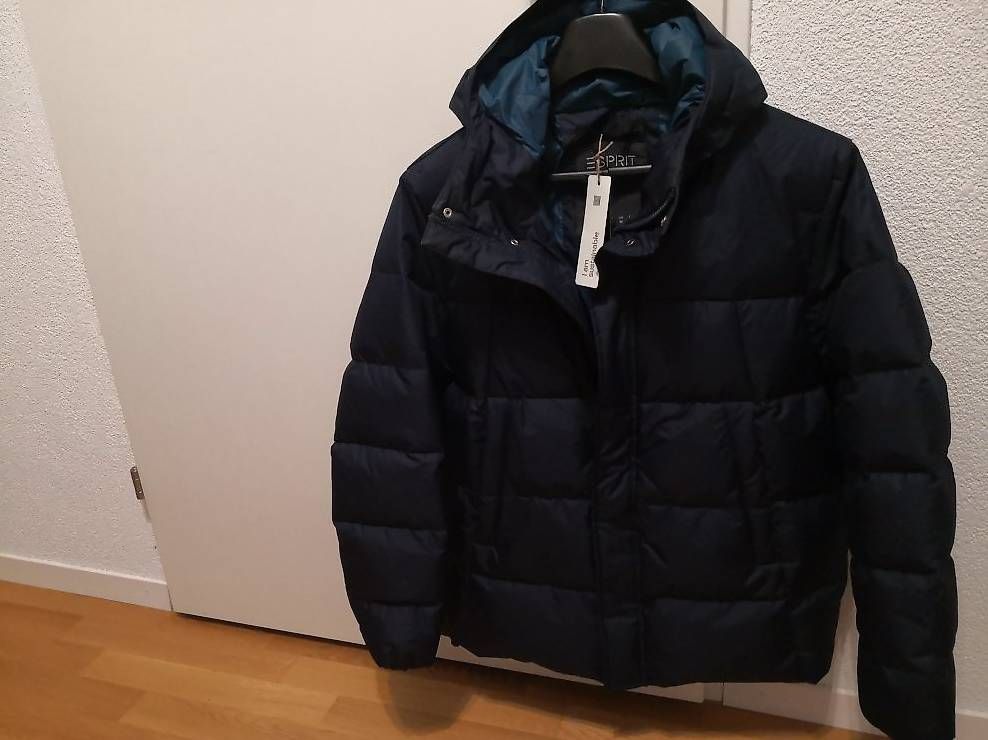 Esprit Giacche: Esprit Daunen Winterjacke Grosse M – Nuovo e nell'imballaggio originale da Dietlikon venduto da len_6qjk