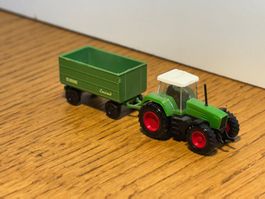 M1025: Traktor mit landwirtschaftlichem Anhänger (Spur N)