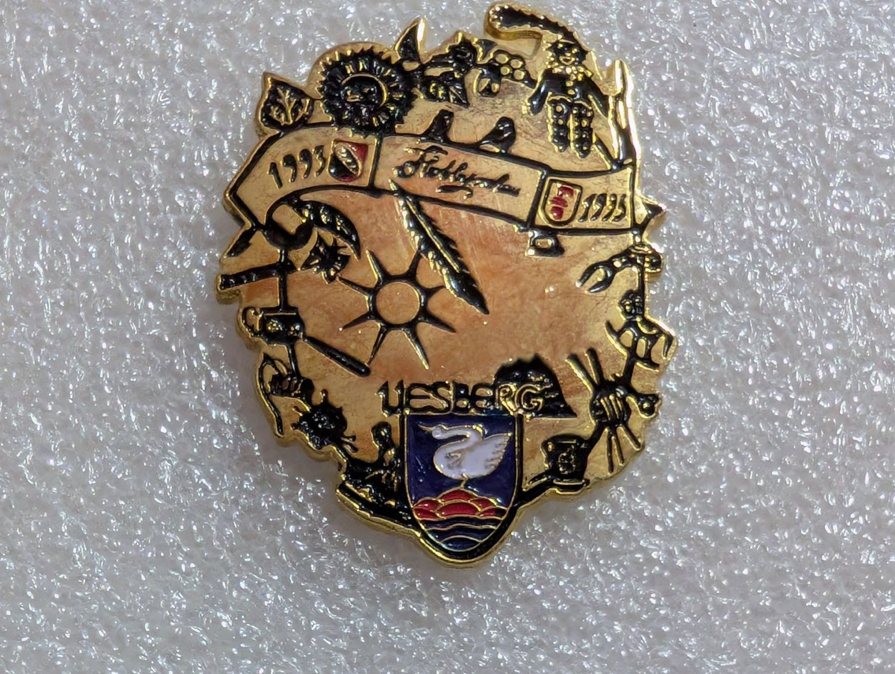 Placchette & Badge: Ansteckpin 31: – Usato da Oppligen venduto da Pin-Fall-Shop
