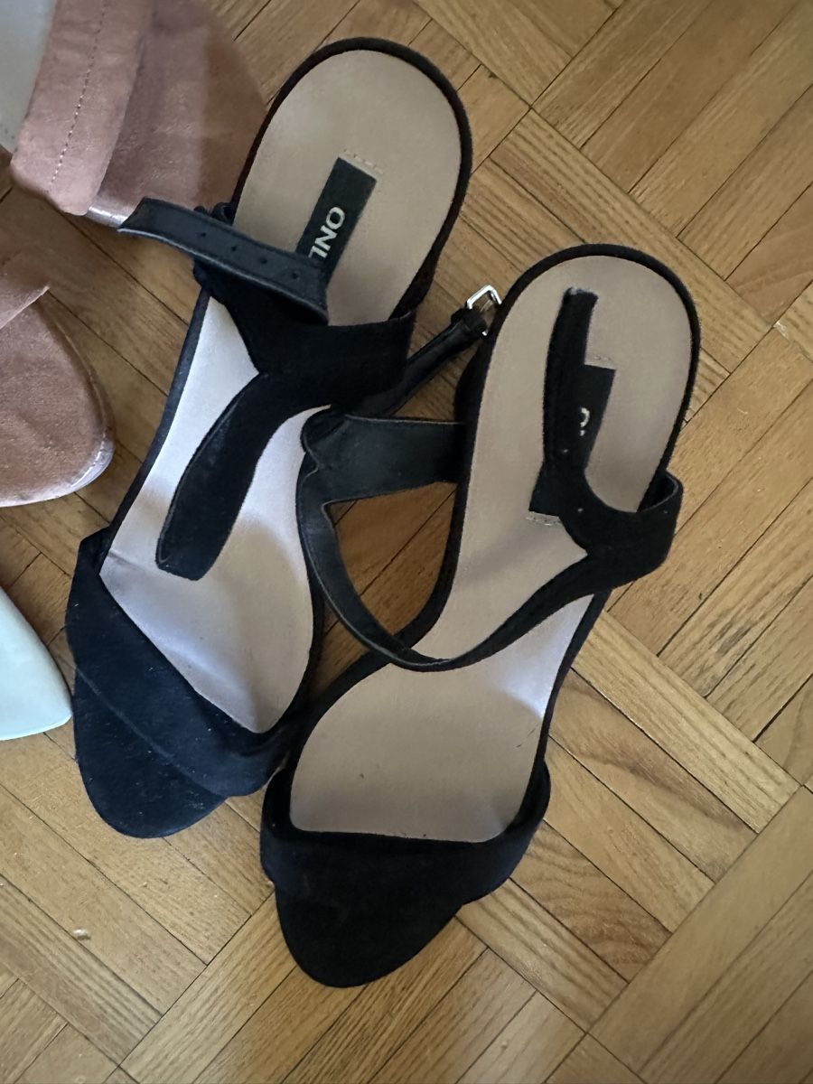 Only Damenschuhe: 3 Sandalen Only -MNG -H&M gr 38 – Gebraucht aus Uster von bek_v2ct 1