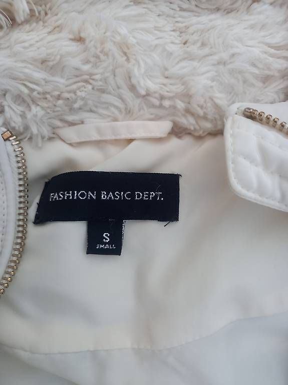 Giacche: Veste blanche courte – Usato da givisiez venduto da odilev 2