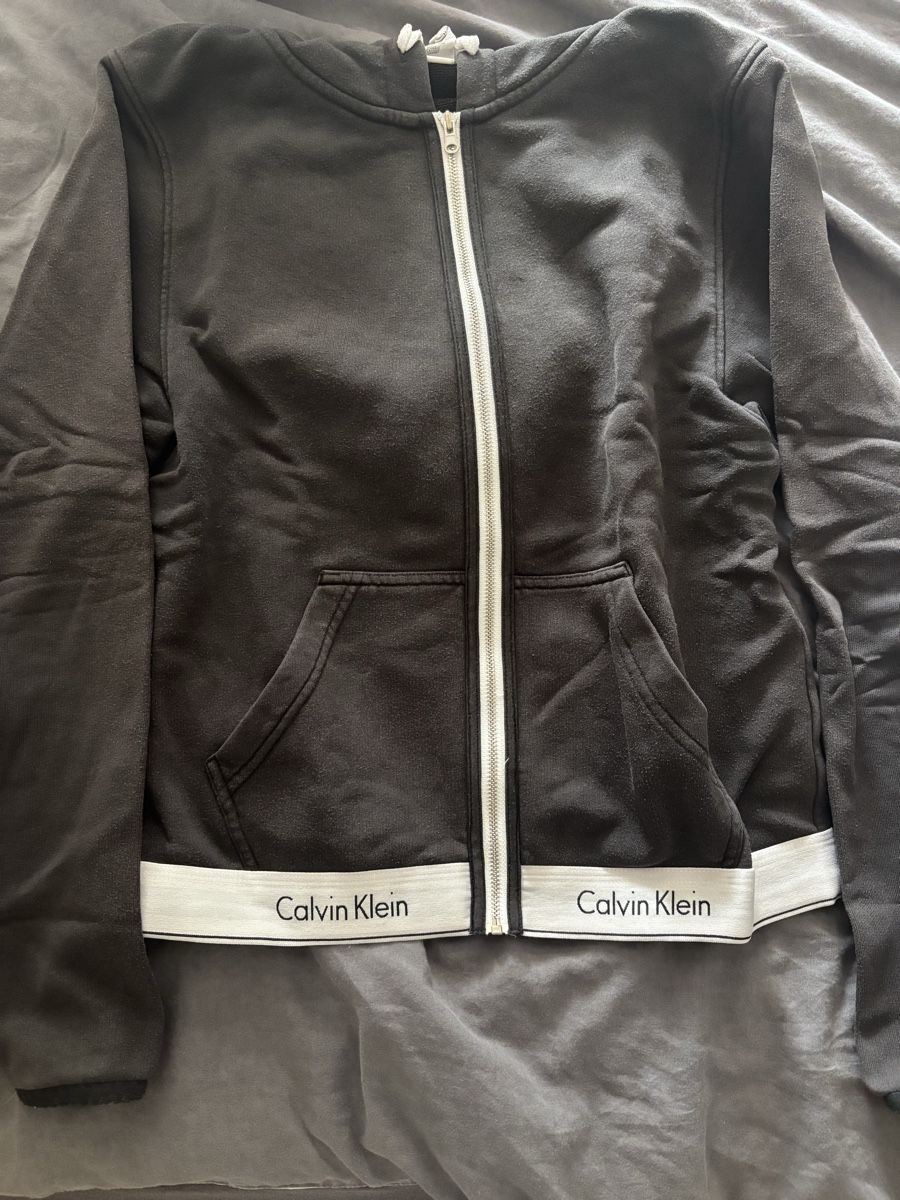 Calvin Klein Jacken: Calvin Klein Jacke – Gebraucht aus Münchenstein von van_2jtc