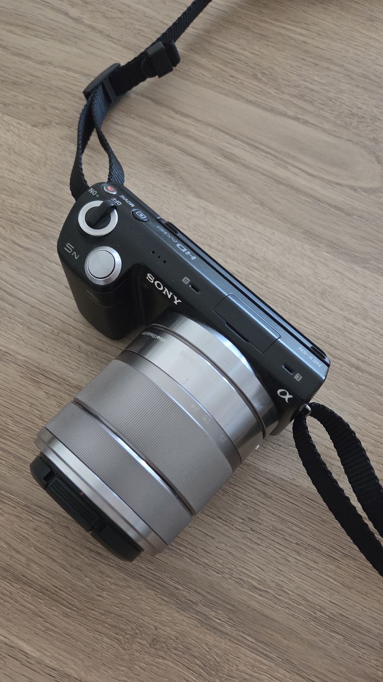 Sony Appareil photo: Sony NEX-5N mit 18–55mm OSS – D'occasion à Pratteln par Evolet.01 1