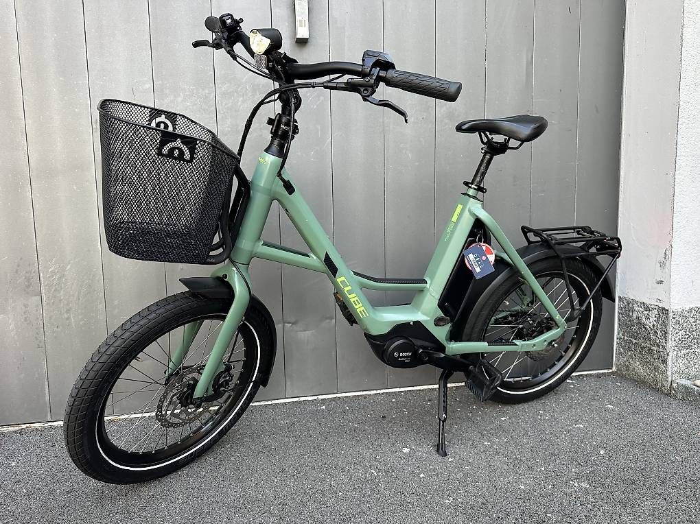 Vélos: E-bike Cube Compact 20 ottimo stato  – D'occasion à Quartino par DiloUsato 1