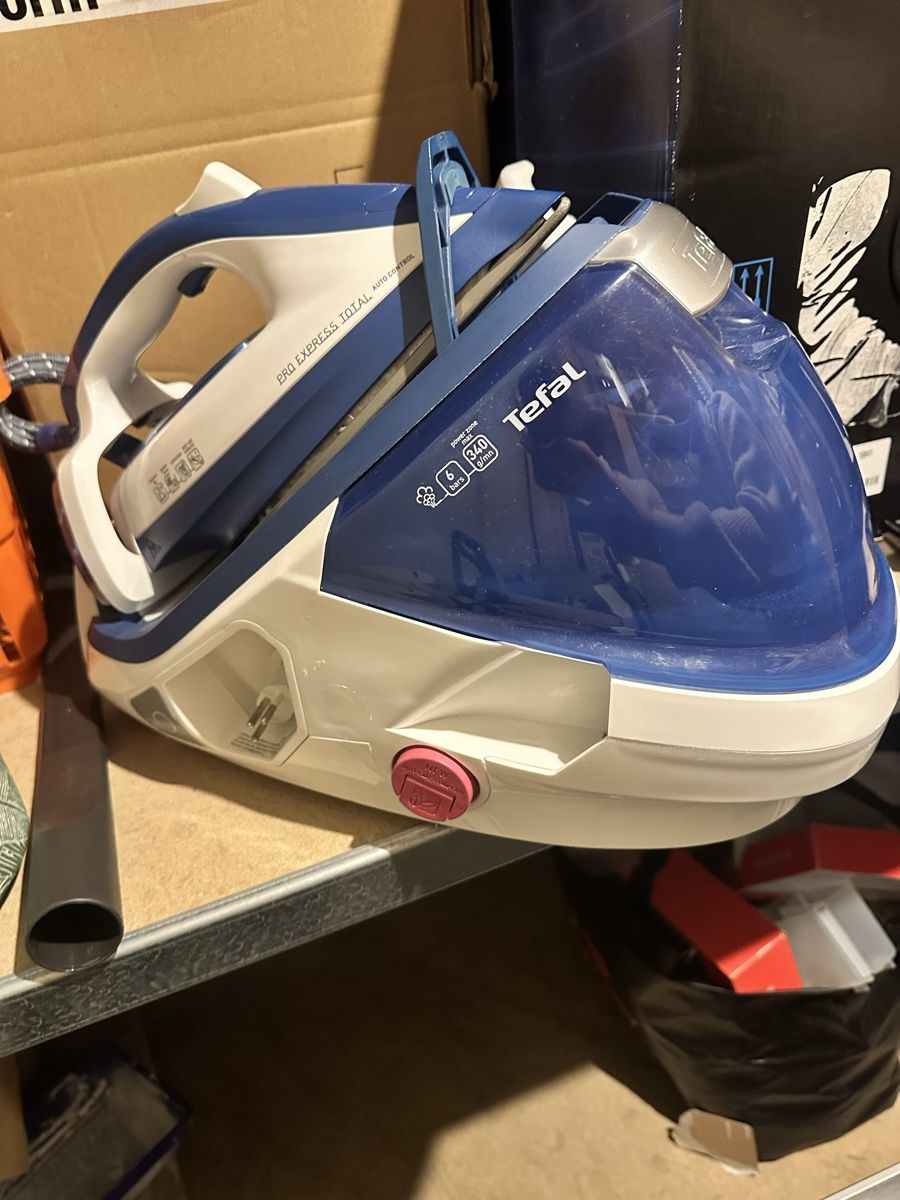 Tefal Ferri da stiro: Tefal Bügeleisen – Usato da Bern venduto da AliceHo