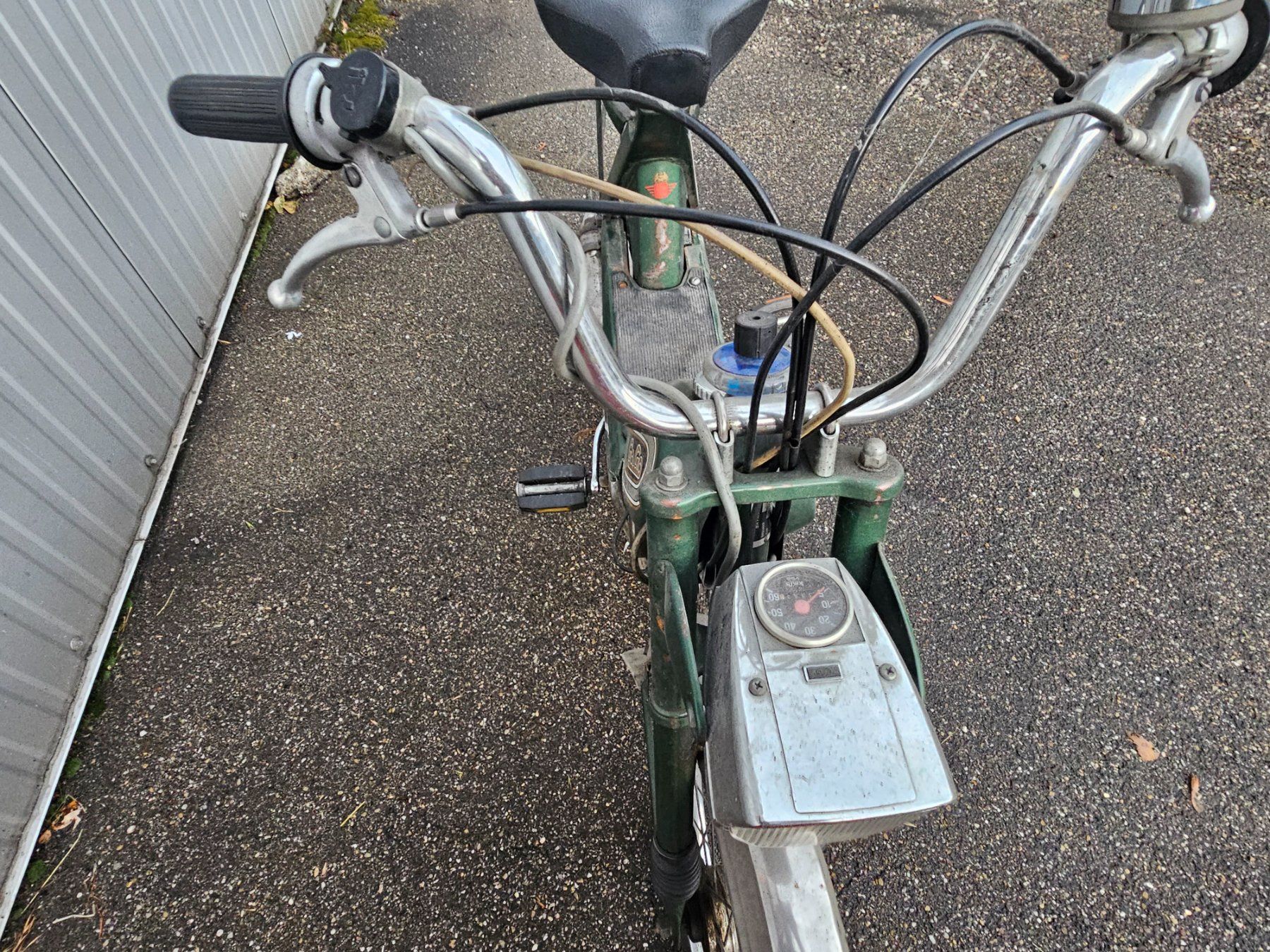 Batavus Mofas: Batavus Töfli Mofa – Gebraucht aus Waldenburg von Akten 3