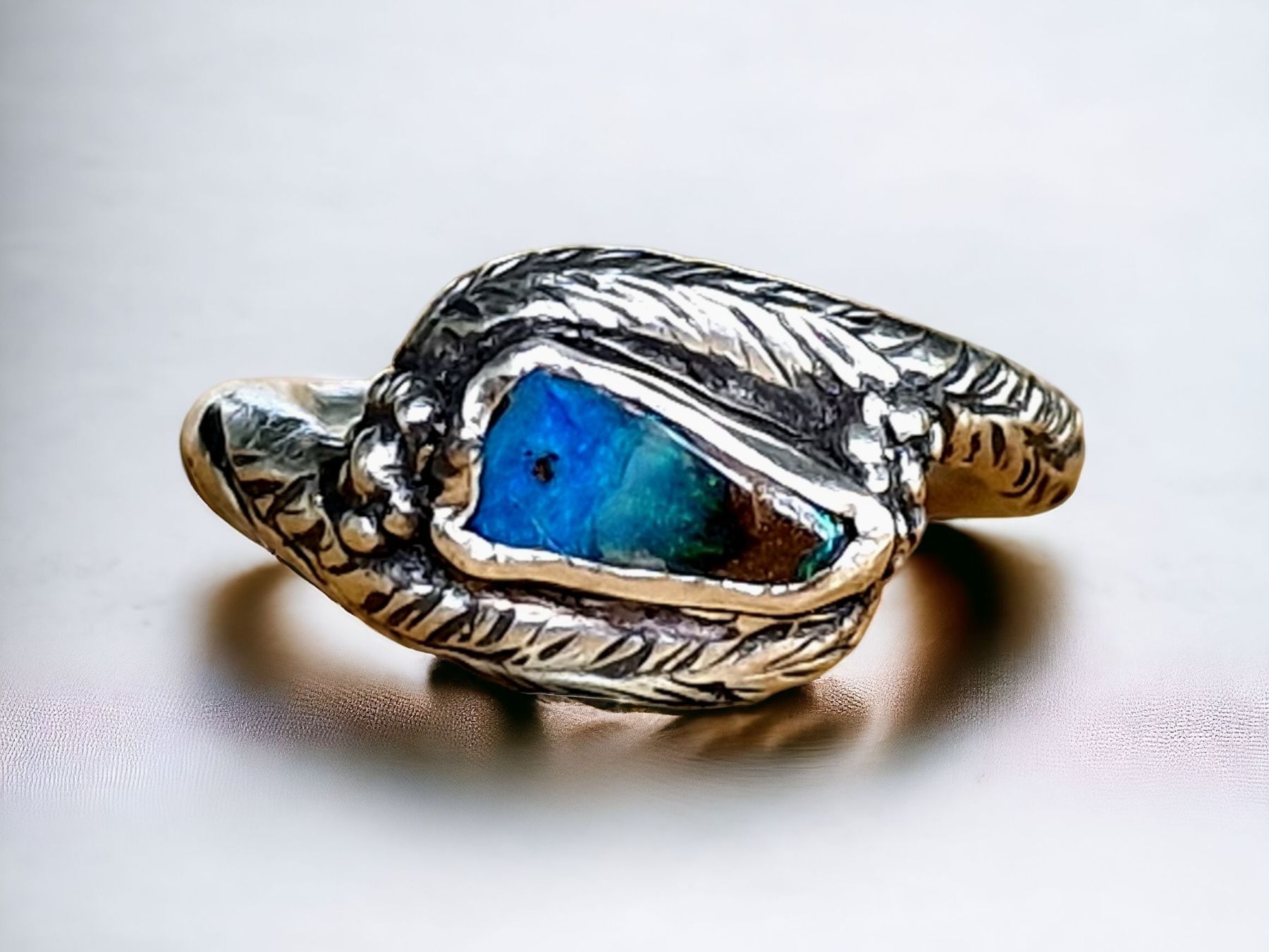 Anelli: Silberring, Federdesign, mit austr. Opal – Nuovo e nell'imballaggio originale da Aarau venduto da Schmuckhoehle_MD 3