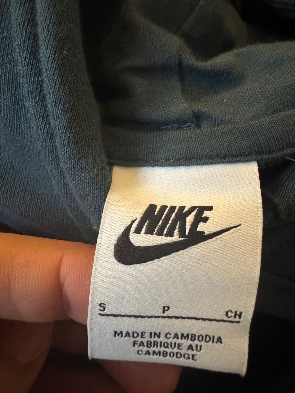 Nike Pullover & Sweatshirts: Nike Hoodie Oversized – Gebraucht aus Obfelden von cesarina10 8