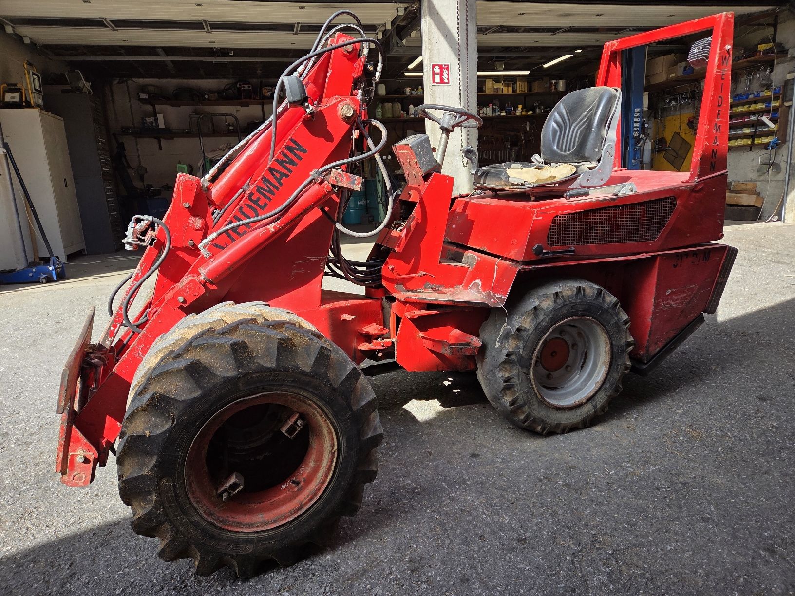 Weidemann Caricatori: Hoflader Weidemann 917 – Usato da Unteriberg venduto da Prinz011 1