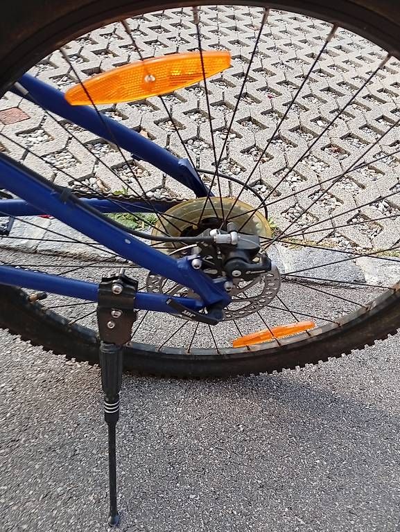 Velos: Mountain Bike California  – Gebraucht aus Gorduno von mor_y5bd 2