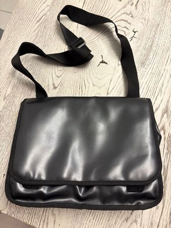 Laptoptasche / Umhängetasche 33x26 cm