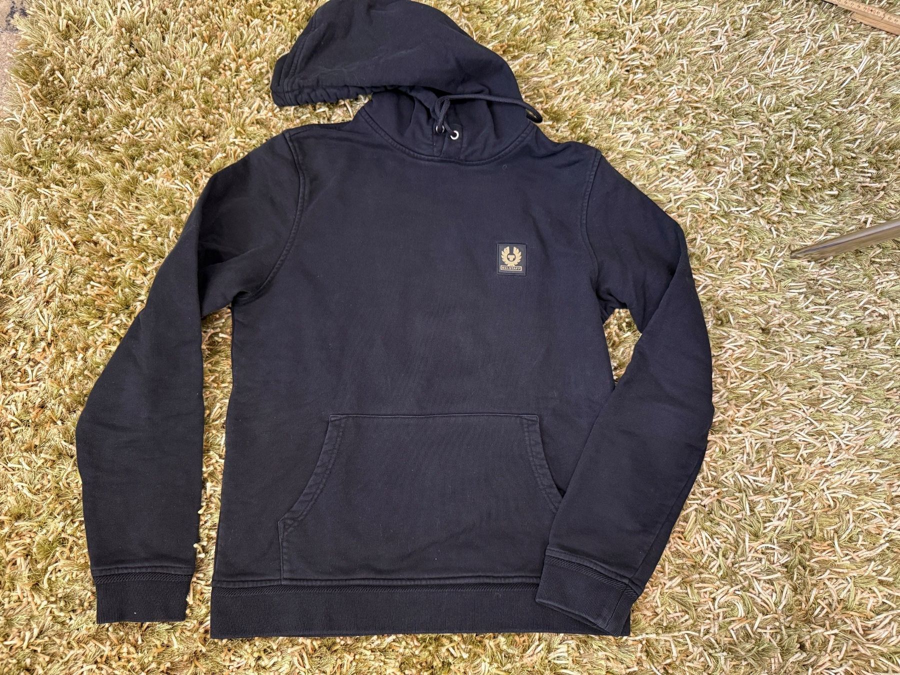 Belstaff Maglioni & Felpe: Herren Kapuzenpullover, Gr. M, Belstaff – Usato da Schlierbach venduto da gnatcatcher