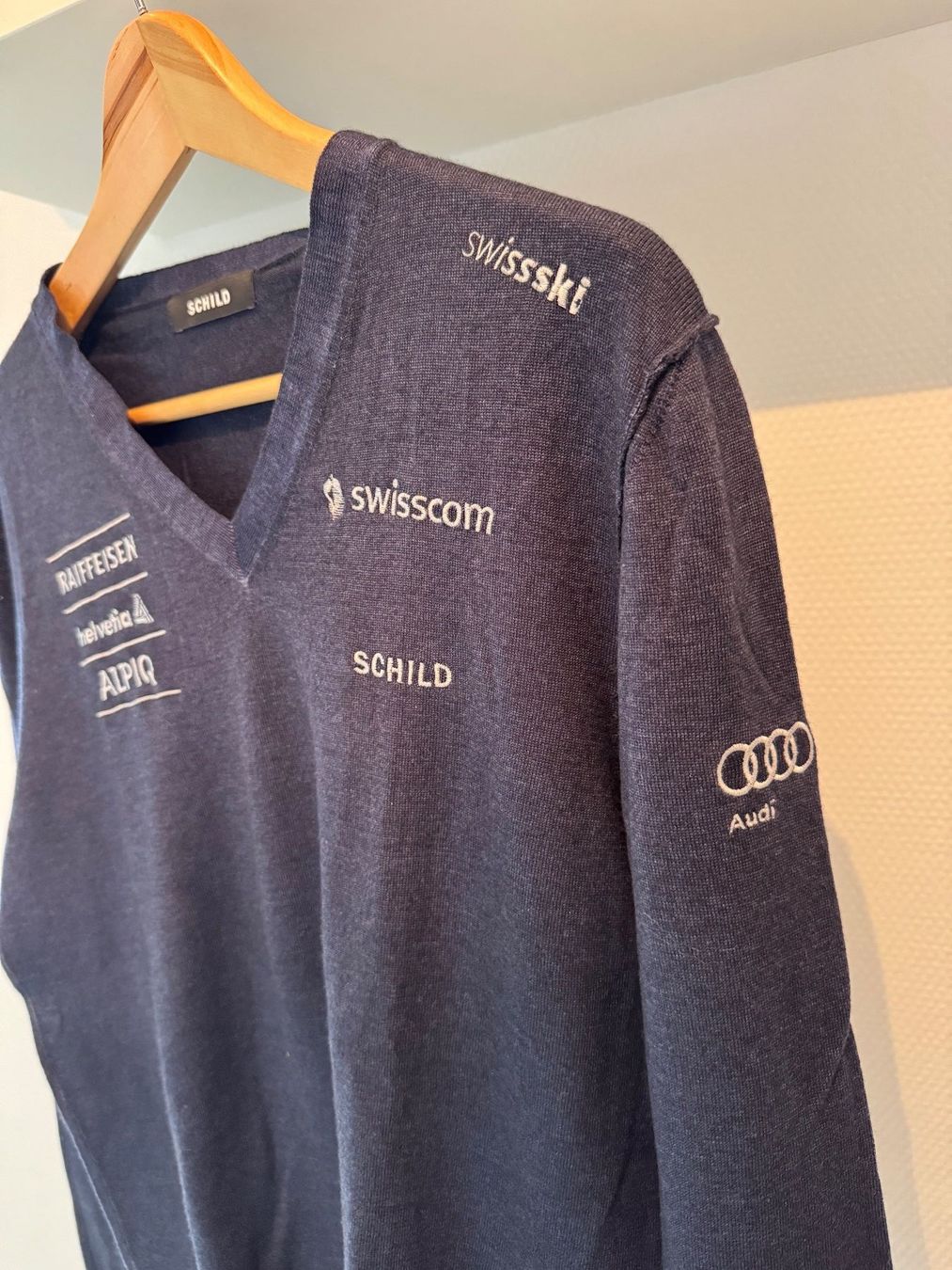 Maglioni & Felpe: Swiss Ski Pullover – Nuovo (secondo la descrizione) da Zürich venduto da maj_x5cp 2
