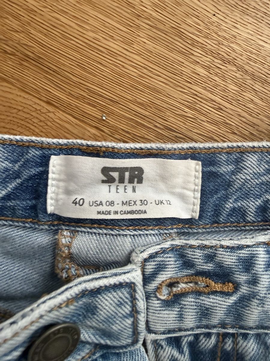 Stradivarius Jeans: Straight Hose Grösse 40  – Gebraucht aus Hüttwilen von sar_8gj7 2