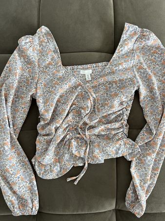 H&M Carmenbluse - verspielt & romantisch Grösse S
