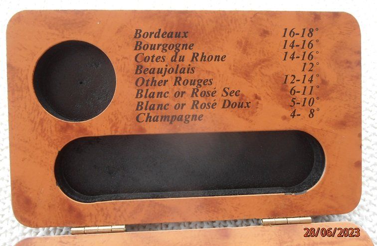 Sonstiges für Haushalt & Wohnen: "WEIN-THERMOMETER", mit Multi-Flaschenöffner – Neu (gemäss Beschreibung) aus Gossau SG von Roco1 1