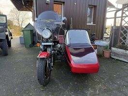 Moto Guzzi California mit Beiwagen