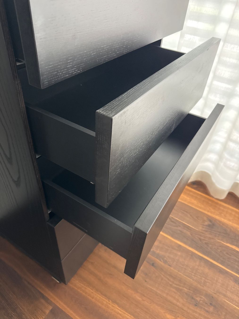 Cassettiere: IKEA Kommode schwarz Holz furniert – Usato da Jonen venduto da chrispluess 2