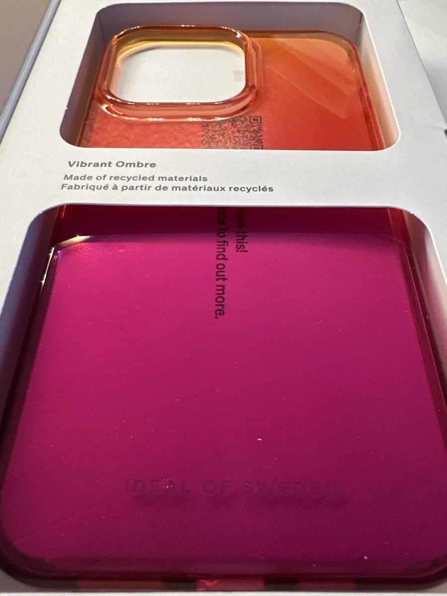 Apple Cover & Protezioni schermo: iPhone 15 Pro Max Hülle - Vibrant Ombre - OVP, ungeöffnet – Nuovo e nell'imballaggio originale da spreitenbach venduto da allyouneed24 2