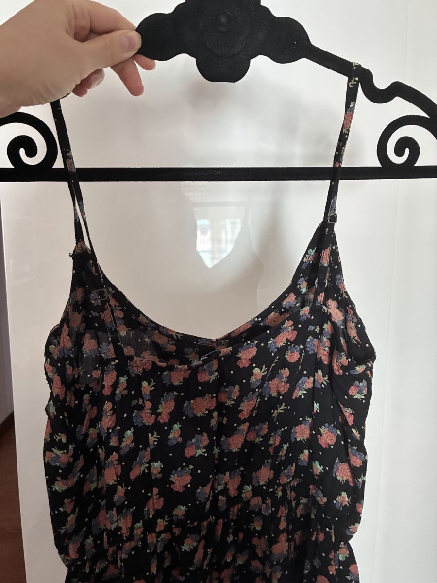 Robes: Kleid mit Blumenmuster – Neuf (Voir description) à Allschwil par eyl_bb8q 3