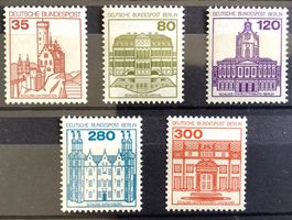 1962 -  Berlin Burgen und Schlösser V  Serie** Mi- 673-677