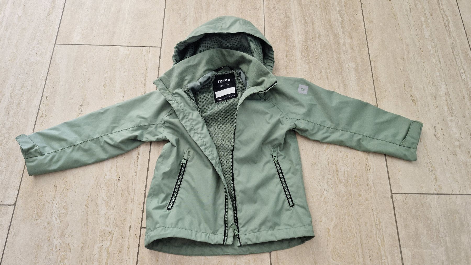 Reima Jacken & Mäntel: Regenjacke Reima Gr.110 – Gebraucht aus Schwellbrunn von PalimPalim03