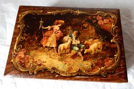 Antike Schmuckschatulle, Holz, Bild Schäferidyll. Schloss