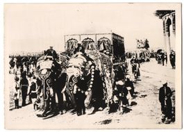 Fotografie festliches Geleit eines indis