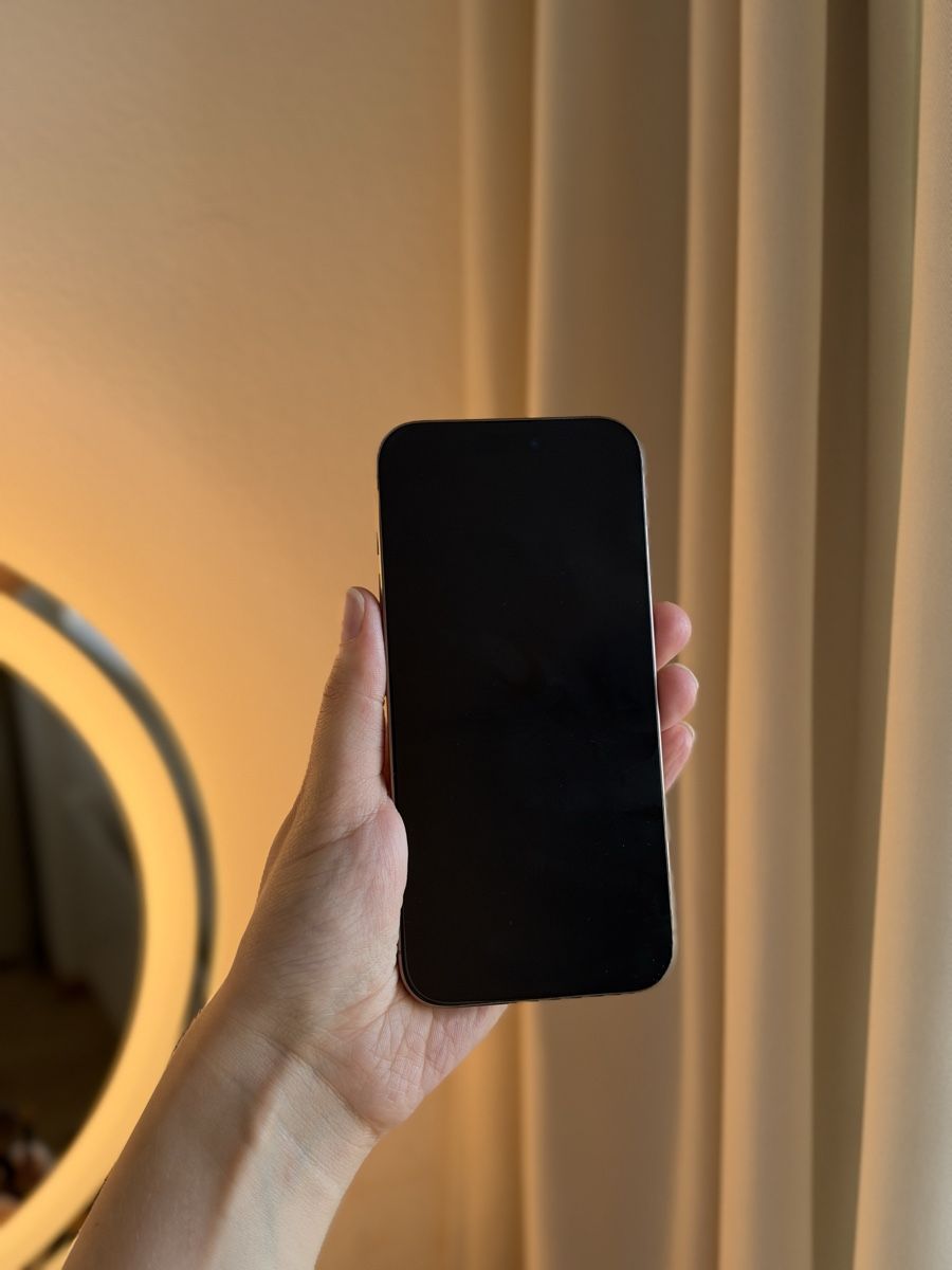 Apple Portables: IPhone 16 Pro 256GB Titanium desert – D'occasion à Wil SG par nanoface67 1