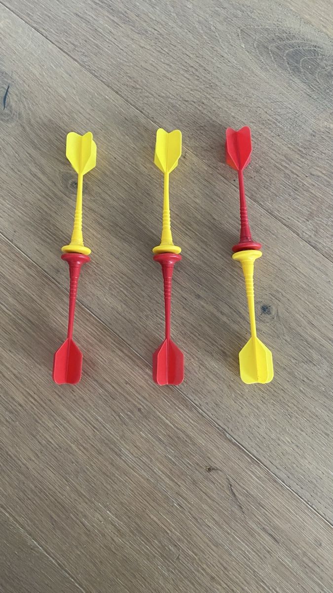 Janod Giocattoli: Janod Magnetisches Dartspiel Monster – Usato da Fällanden venduto da CamKai 4