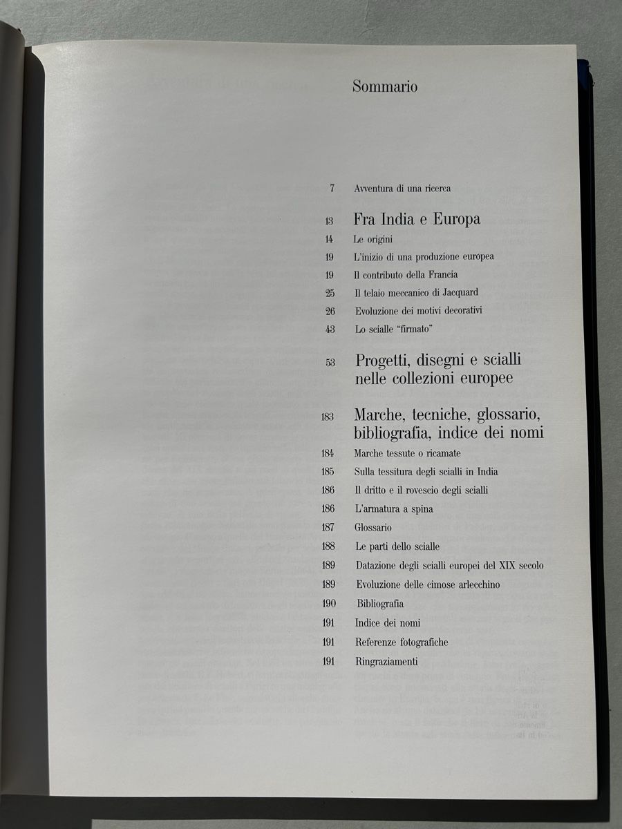 Bücher: CACHEMIRE: Kunst & Geschichte der Schals Kaschmir Textil – Gebraucht aus Zürich von Coffeetable88 3