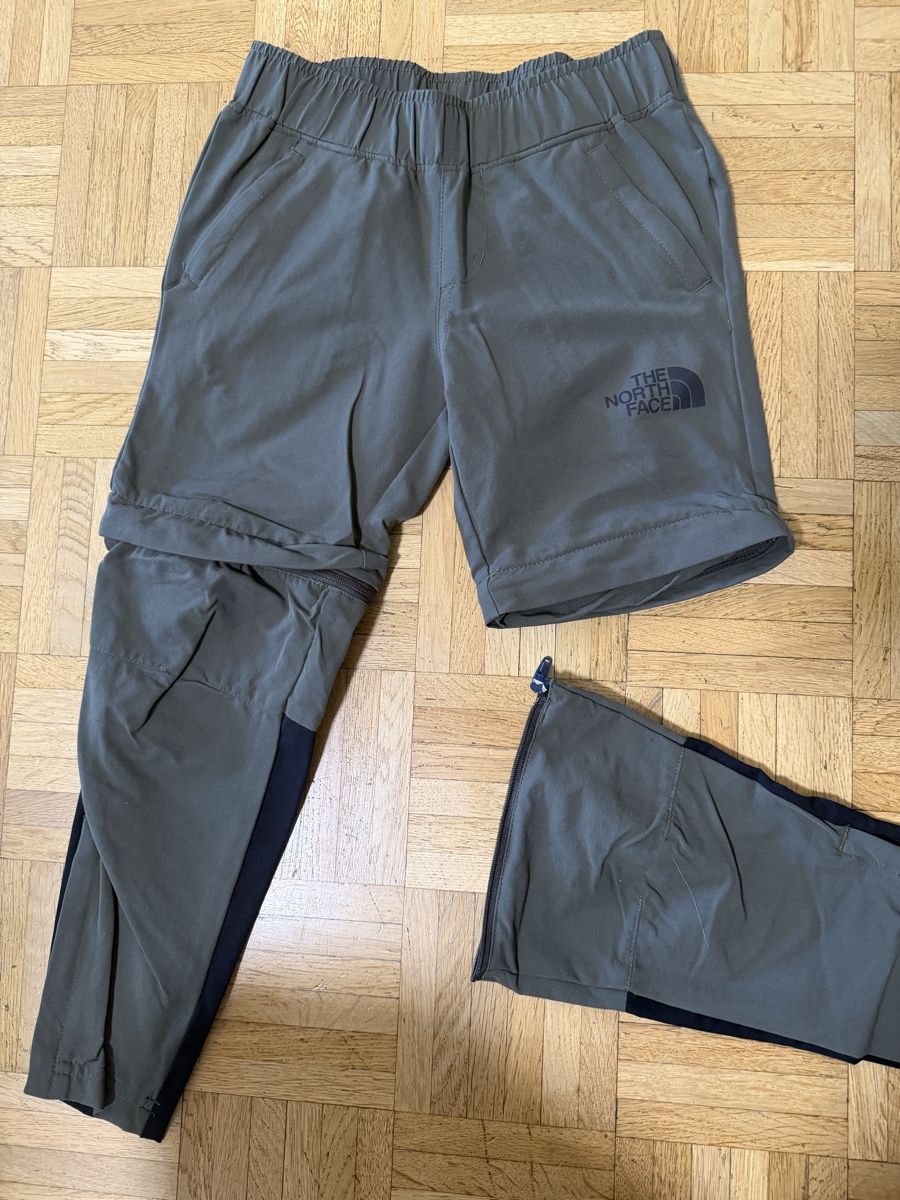 North Face Pantaloni: Pantalon Northface XS – Usato da La Tour-de-Peilz venduto da Leeleeka 3