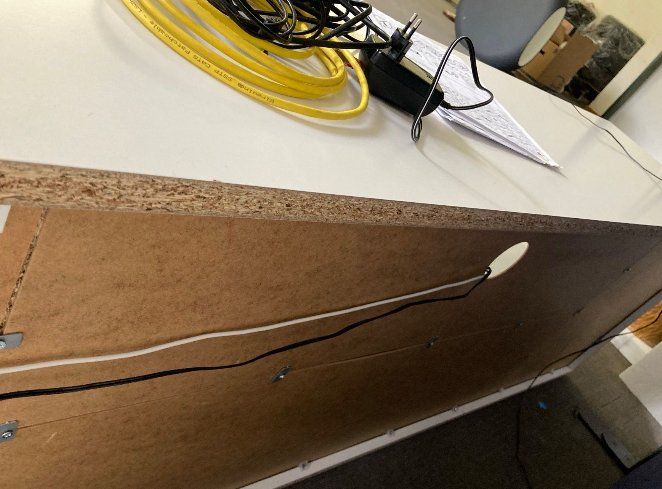 Mobili TV: TV Möbel mit Licht – Usato da Niederdorf venduto da Anderlemon 9